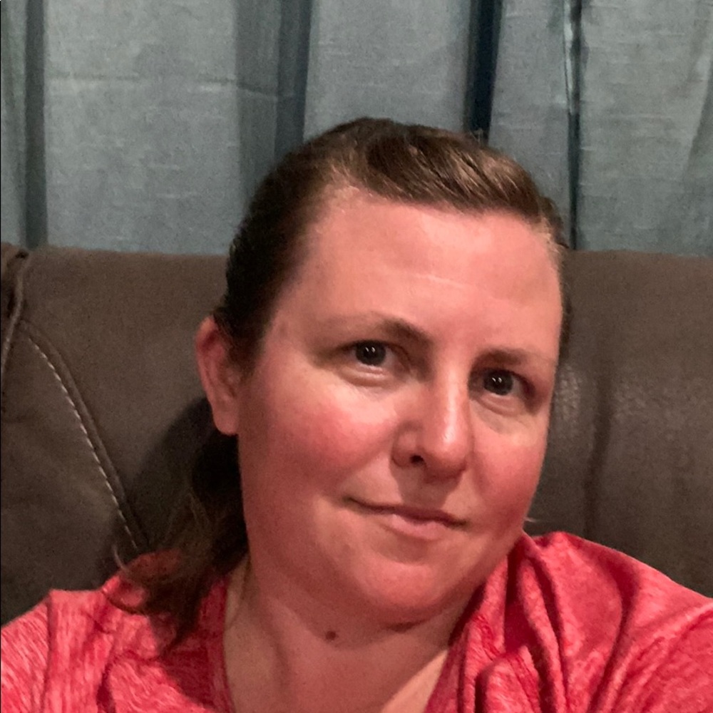 Meet your Posher, Jennifer
